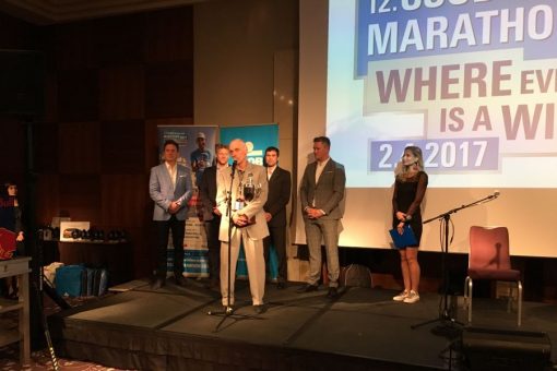 Running Gala opäť v úžasnej atmosfére, dojal príbeh kňaza Petra Gombitu 7 TS 13 ČSOB foto 1 Koštial