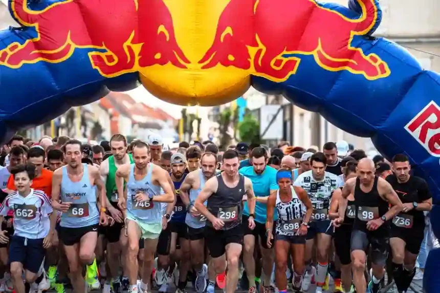 UCM Night Run štart