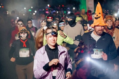 Logo behu: Halloween run